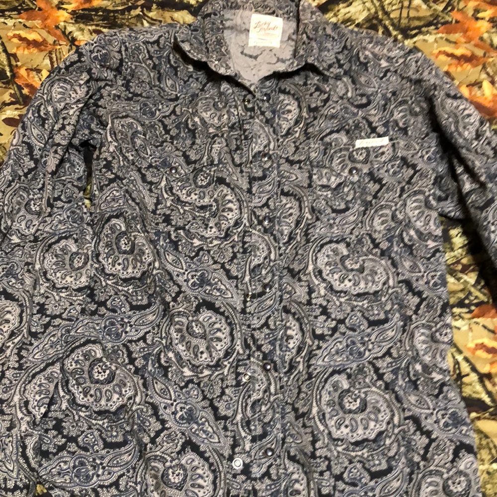 Men’s Lucky Bramd long sleeve pearl snap shirt